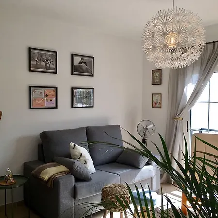 La Ballena Del Charco Daire *