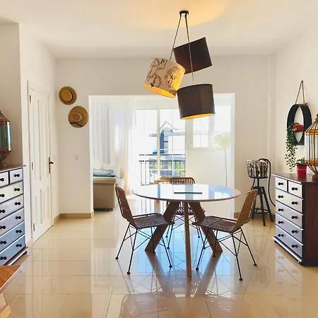 La Ballena Del Charco Daire Arrecife (Lanzarote)